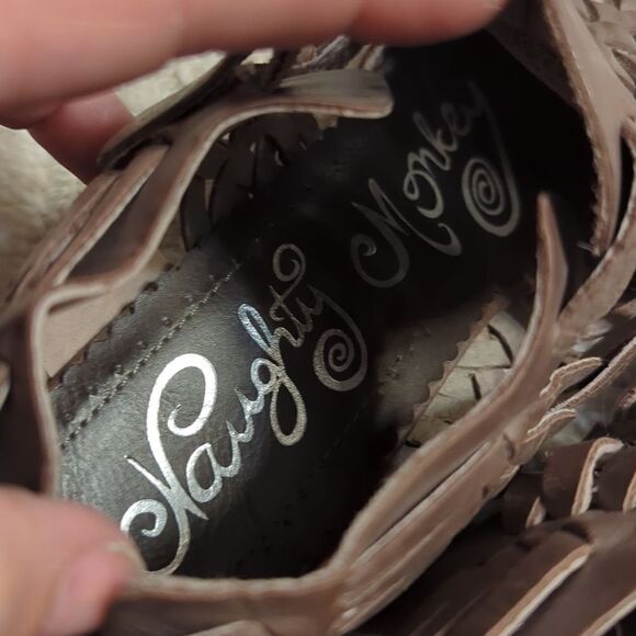 Naughty Monkey Dually Noted Women's Size 8.5 M Taupe Leather Wedge Sandals - Picture 7 of 8